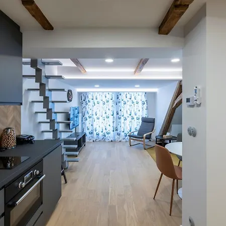 Frydlant Apartments